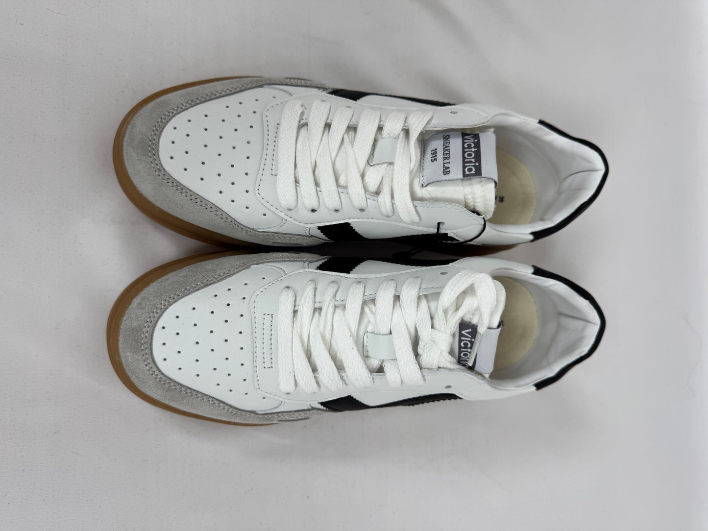 Sneakers Victoria